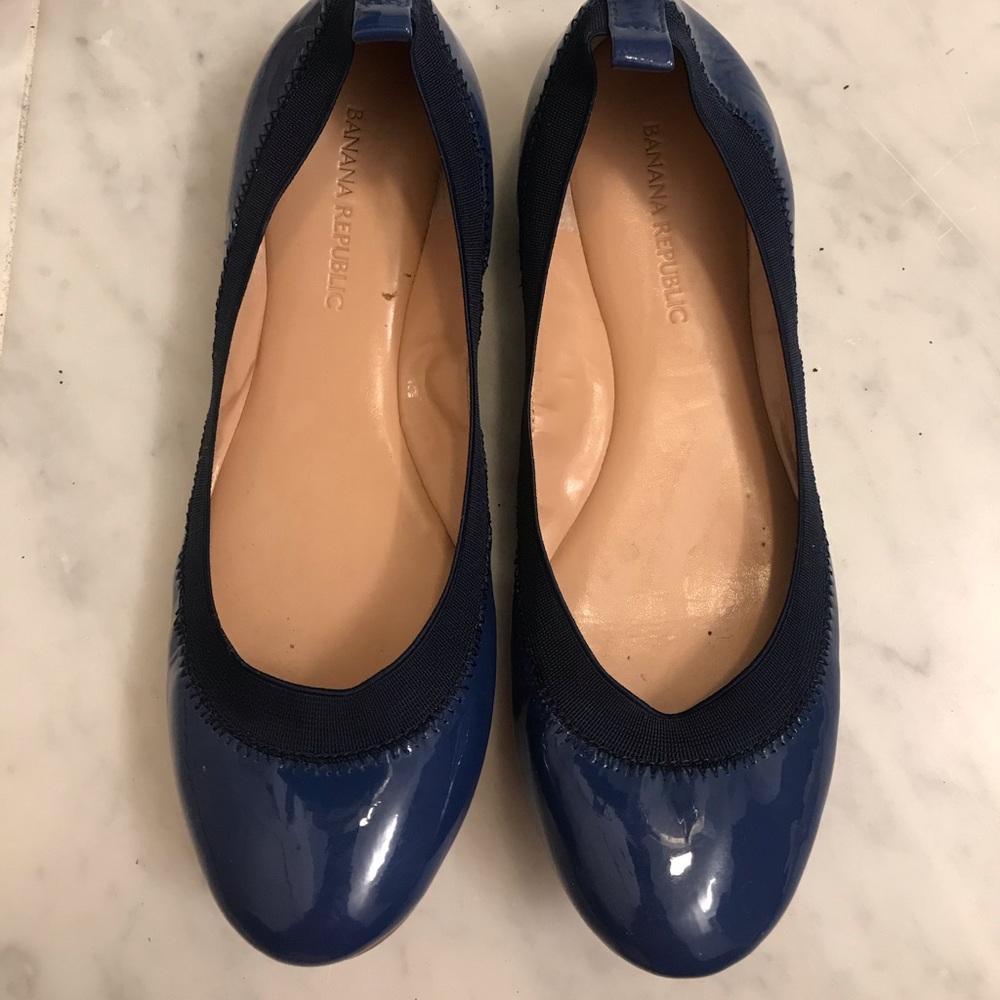 Banana republic blue patent flats